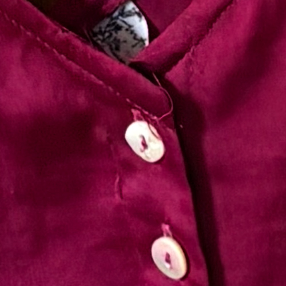 Free People Crop Tie-top with buttons - Medium Gorgeous Burgundy! - Picture 3 of 6